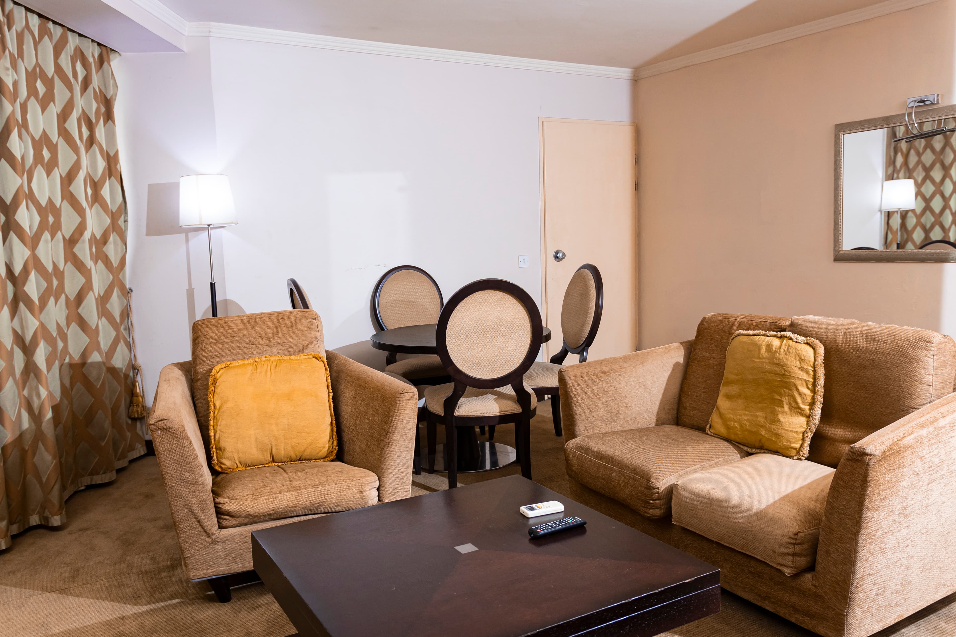 Executive Suite - Image 1