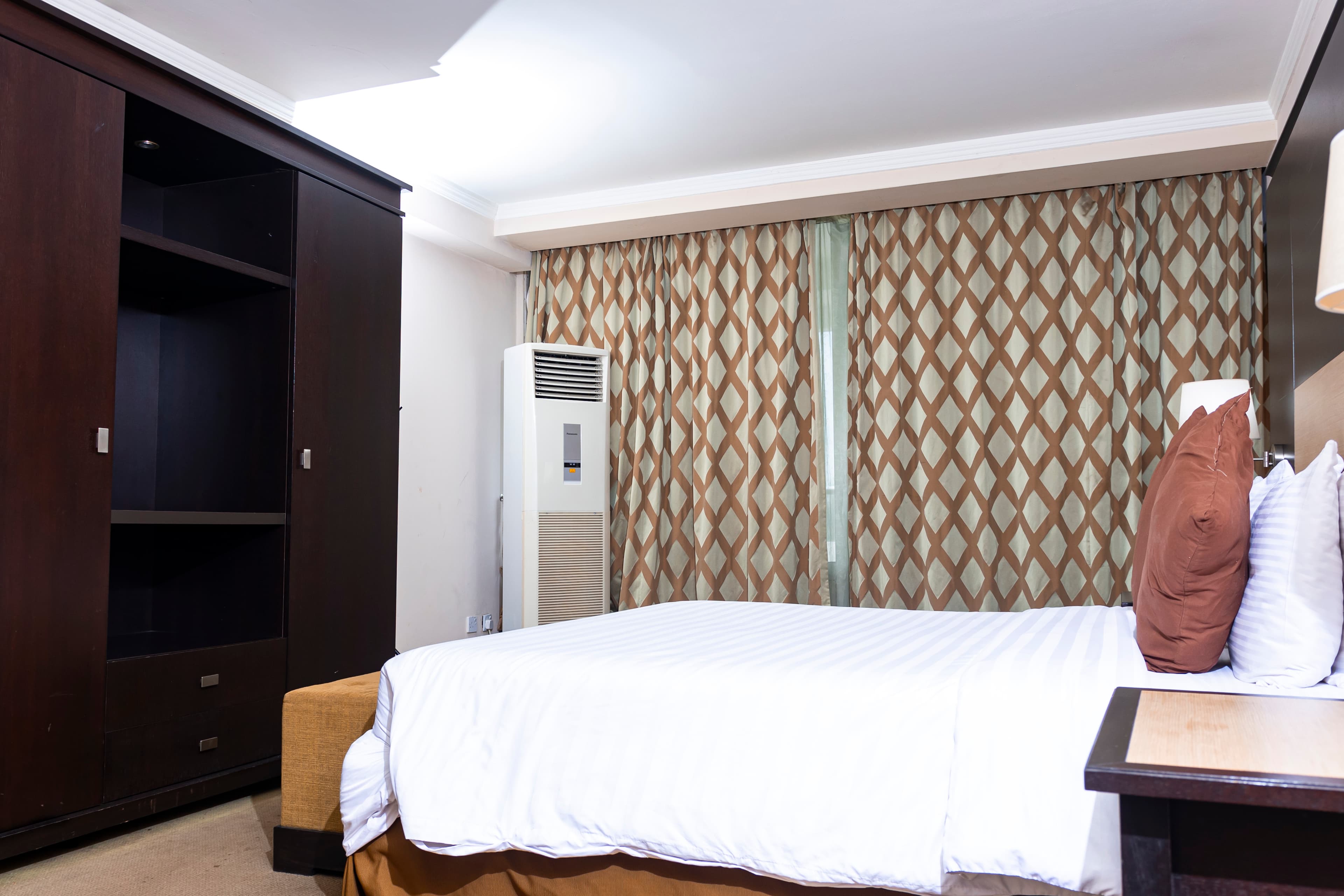 Superior Suite - Image 1